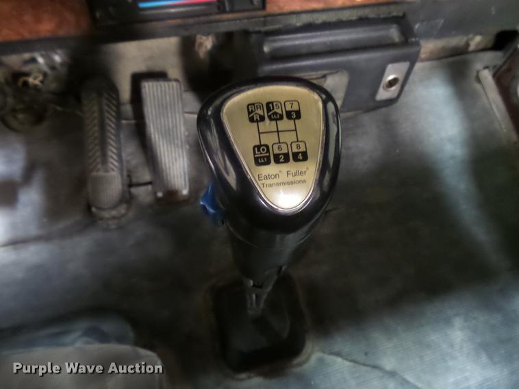 image for item EE9301 2000 Kenworth W900 ready mix truck