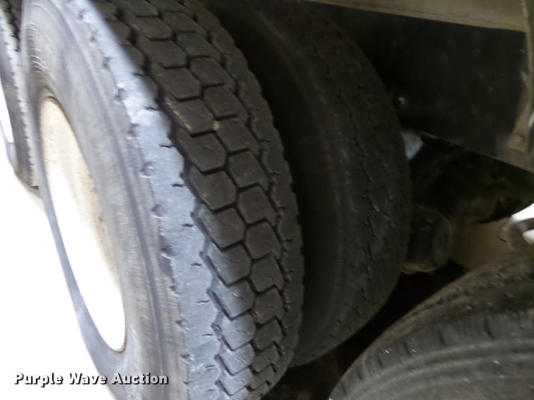 image for item EE9301 2000 Kenworth W900 ready mix truck