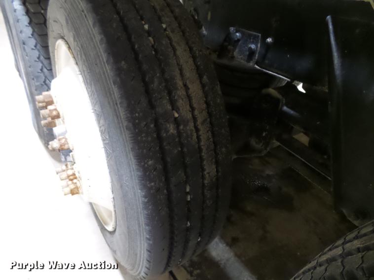 image for item EE9301 2000 Kenworth W900 ready mix truck