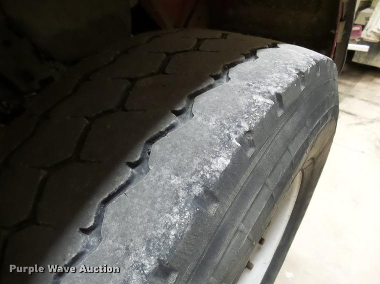 image for item EE9301 2000 Kenworth W900 ready mix truck