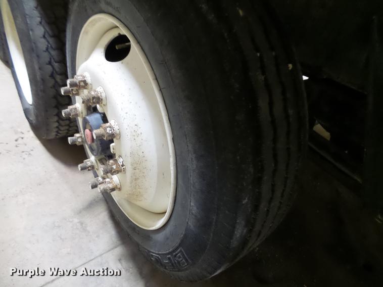 image for item EE9301 2000 Kenworth W900 ready mix truck