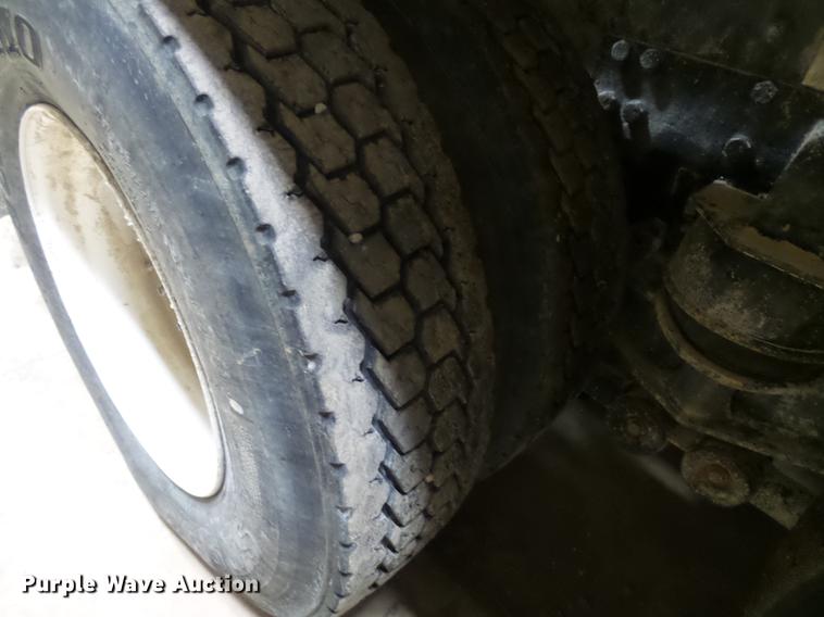 image for item EE9301 2000 Kenworth W900 ready mix truck