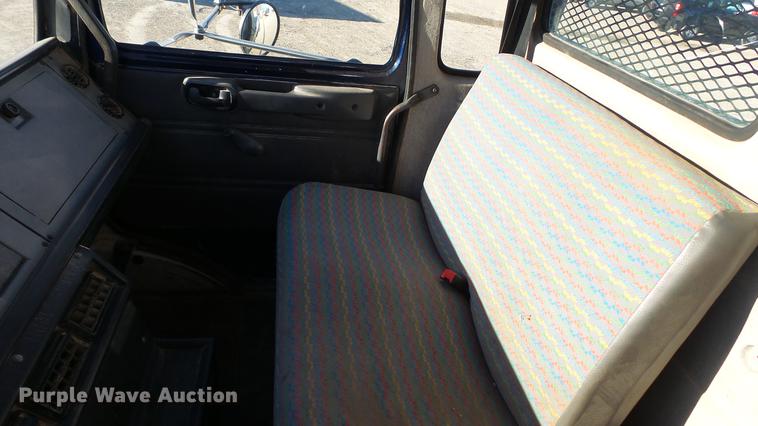 image for item EE9328 1997 Mack CS200P flatbed truck