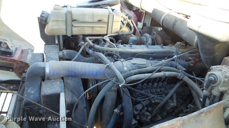 image for item EE9328 1997 Mack CS200P flatbed truck