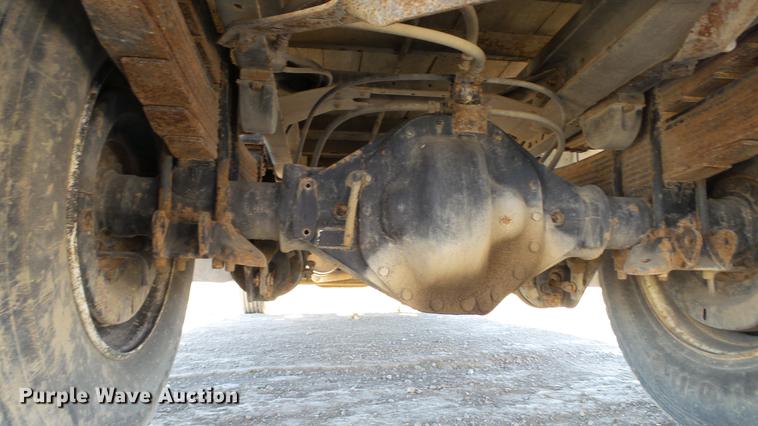 image for item EE9328 1997 Mack CS200P flatbed truck