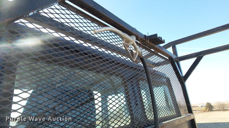 image for item EE9328 1997 Mack CS200P flatbed truck