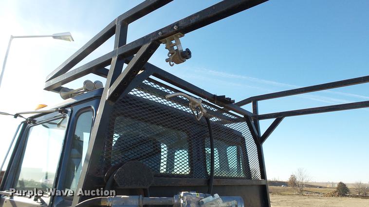 image for item EE9328 1997 Mack CS200P flatbed truck