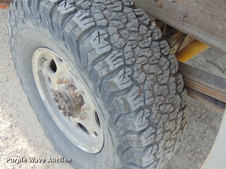 image for item EE9330 2008 GMC Sierra 2500HD pickup truck