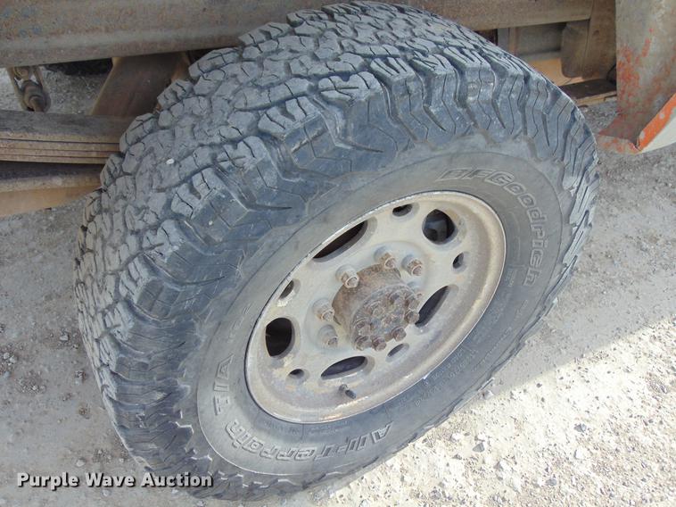 image for item EE9330 2008 GMC Sierra 2500HD pickup truck