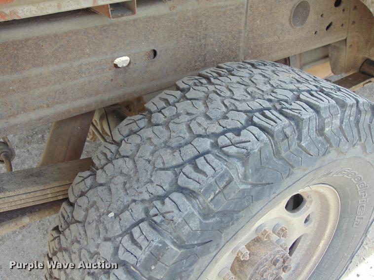 image for item EE9330 2008 GMC Sierra 2500HD pickup truck