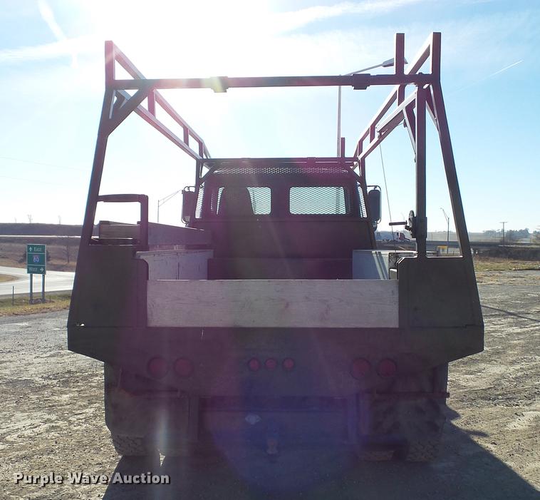 image for item EE9332 1993 Mack CS200P flatbed truck