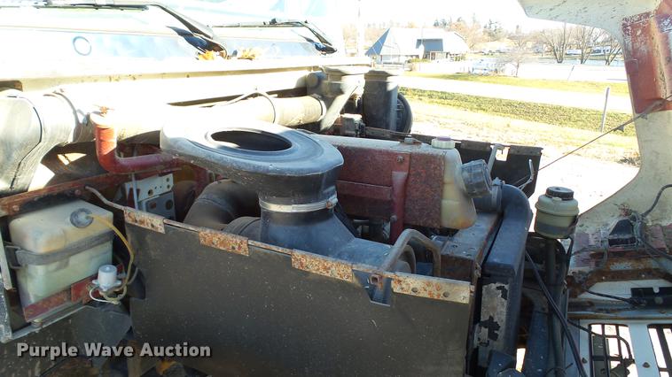 image for item EE9332 1993 Mack CS200P flatbed truck