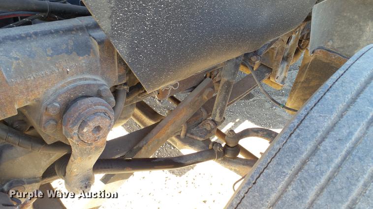 image for item EE9332 1993 Mack CS200P flatbed truck