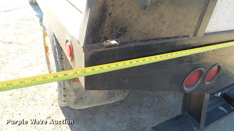 image for item EE9332 1993 Mack CS200P flatbed truck