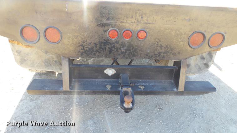 image for item EE9332 1993 Mack CS200P flatbed truck