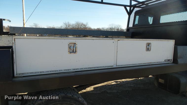 image for item EE9332 1993 Mack CS200P flatbed truck