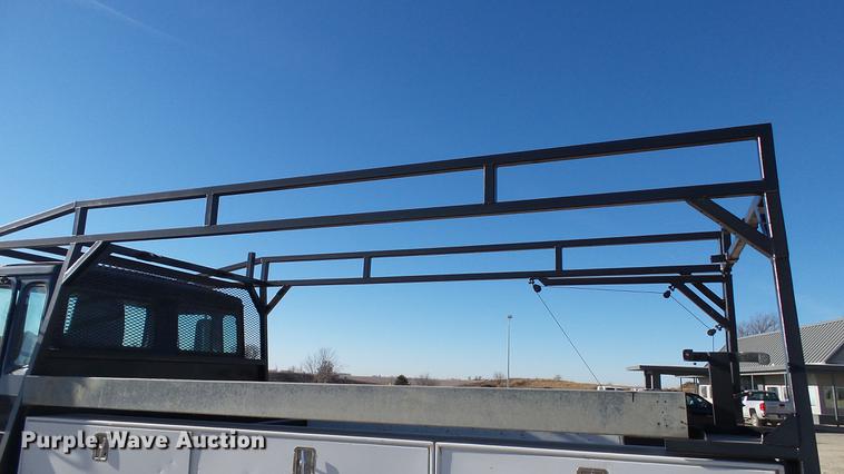 image for item EE9332 1993 Mack CS200P flatbed truck