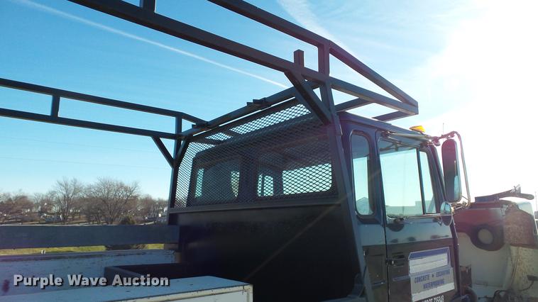 image for item EE9332 1993 Mack CS200P flatbed truck