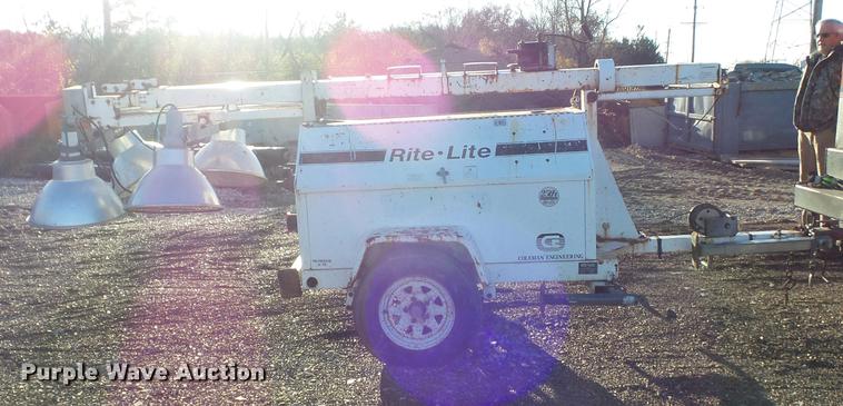 image for item G1980 Coleman Engineering MH4000RL light plant