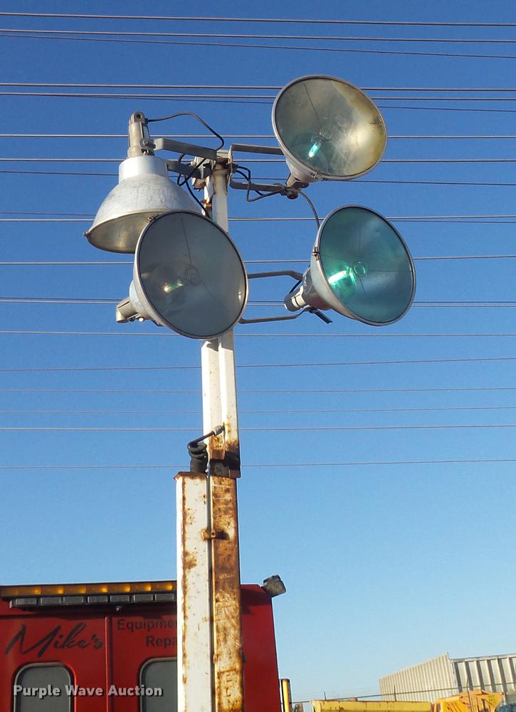 image for item G1980 Coleman Engineering MH4000RL light plant