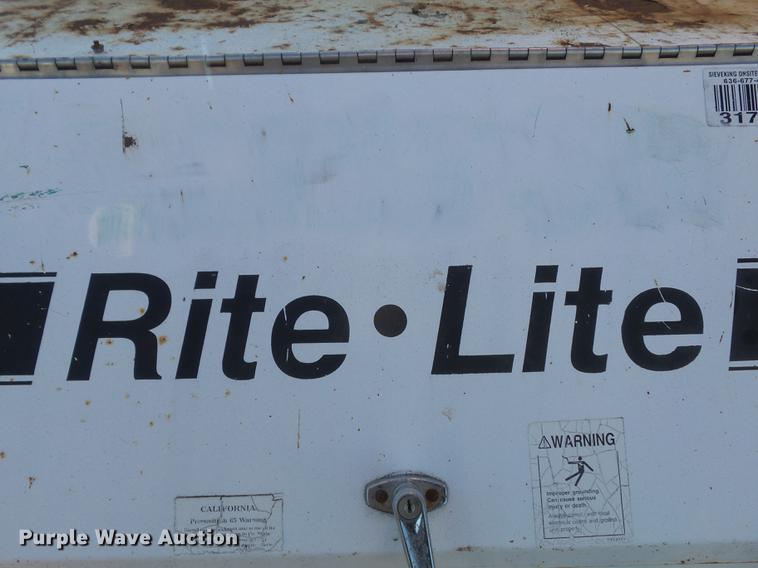 image for item G1980 Coleman Engineering MH4000RL light plant