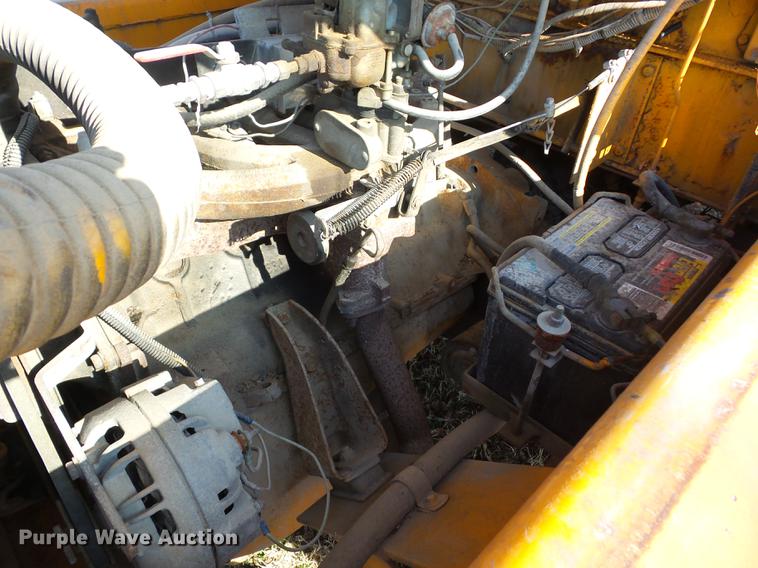 image for item I6492 BMC MH-42 hydra-hammer pavement breaker