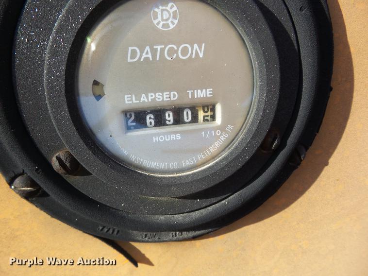 image for item I6492 BMC MH-42 hydra-hammer pavement breaker