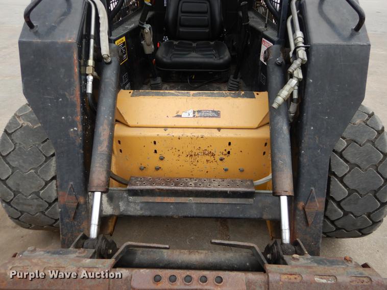 image for item J5561 1995 New Holland LX865 Turbo skid steer