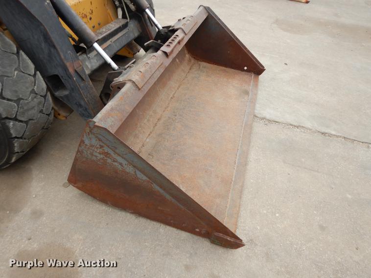 image for item J5561 1995 New Holland LX865 Turbo skid steer