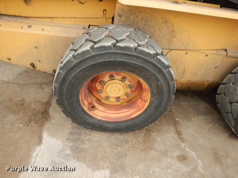 image for item J5561 1995 New Holland LX865 Turbo skid steer