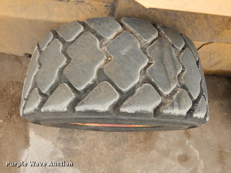 image for item J5561 1995 New Holland LX865 Turbo skid steer