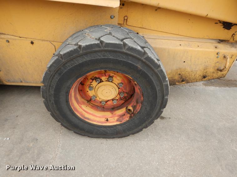 image for item J5561 1995 New Holland LX865 Turbo skid steer