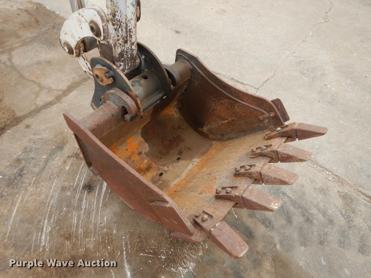image for item J5562 2003 Bobcat 430G ZHS compact excavator
