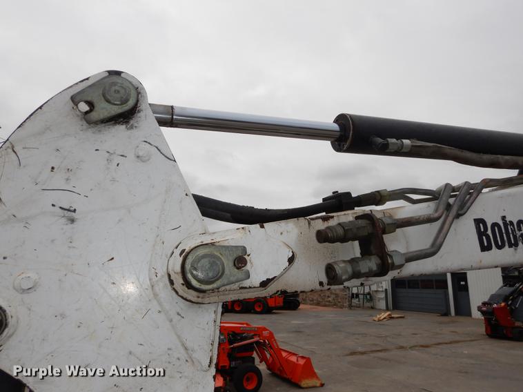 image for item J5562 2003 Bobcat 430G ZHS compact excavator