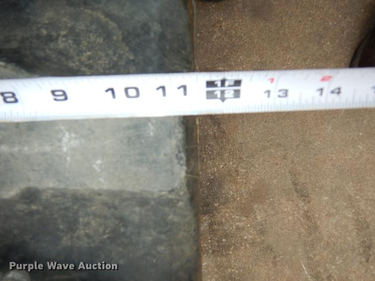 image for item J5562 2003 Bobcat 430G ZHS compact excavator