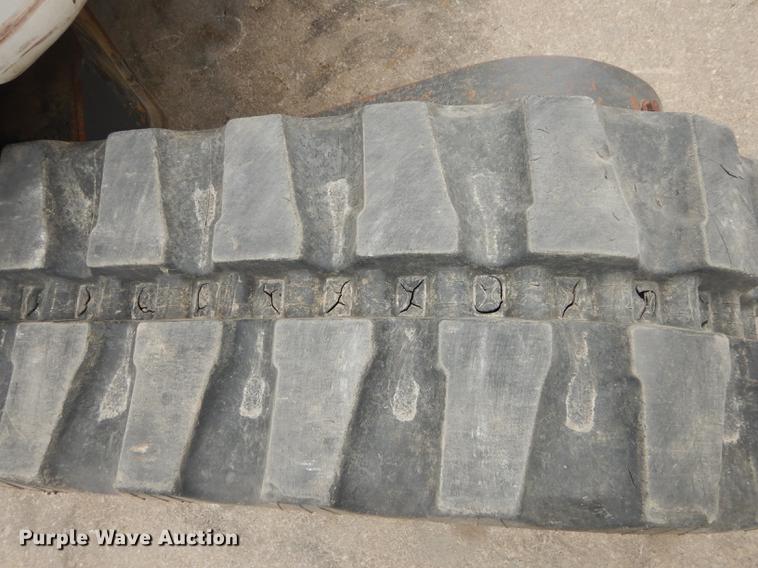 image for item J5562 2003 Bobcat 430G ZHS compact excavator