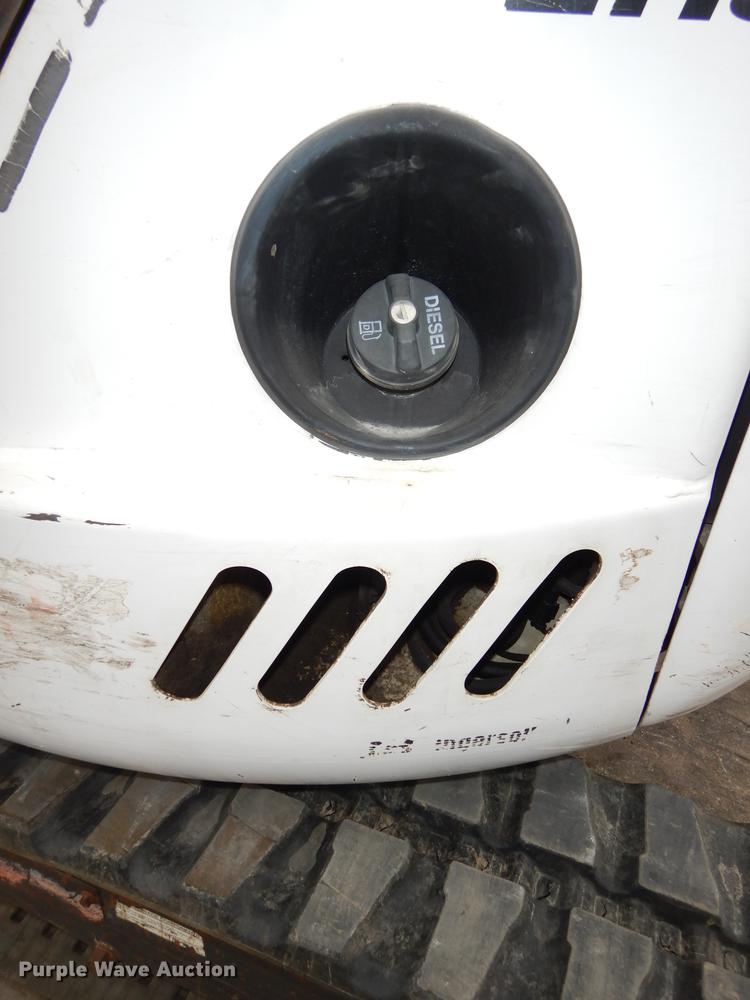 image for item J5562 2003 Bobcat 430G ZHS compact excavator