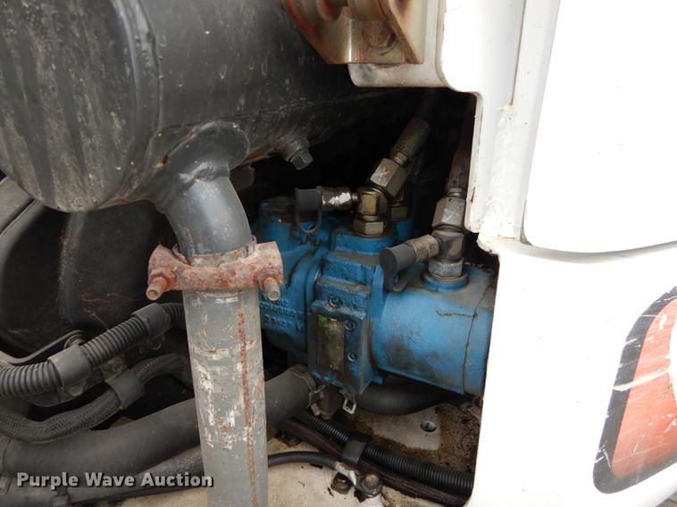 image for item J5562 2003 Bobcat 430G ZHS compact excavator