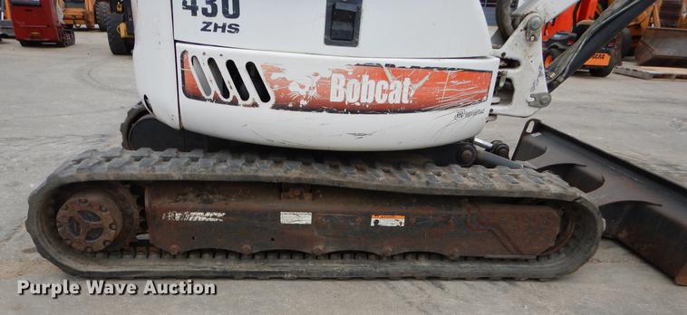 image for item J5562 2003 Bobcat 430G ZHS compact excavator