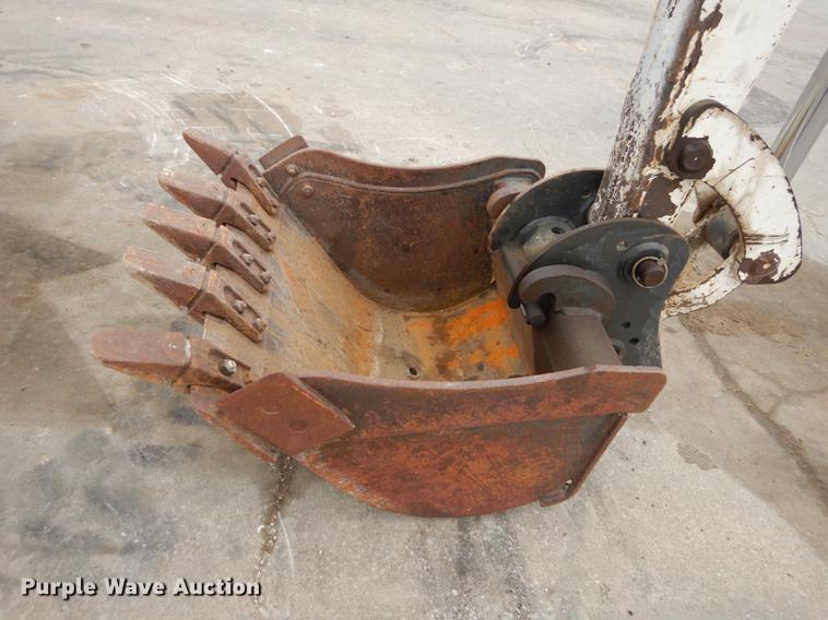 image for item J5562 2003 Bobcat 430G ZHS compact excavator