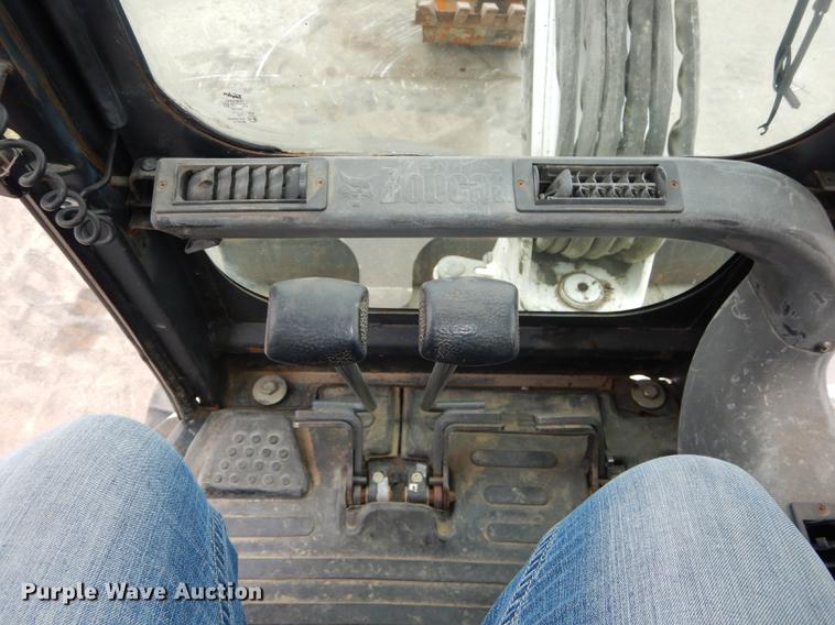 image for item J5562 2003 Bobcat 430G ZHS compact excavator