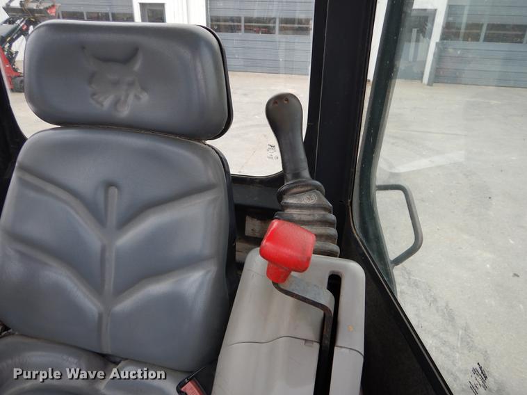 image for item J5562 2003 Bobcat 430G ZHS compact excavator