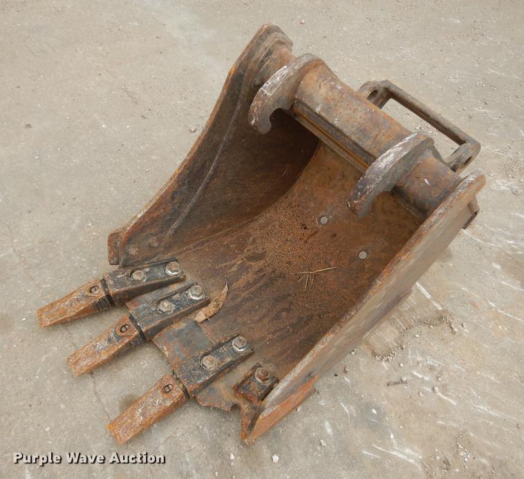 image for item J5562 2003 Bobcat 430G ZHS compact excavator