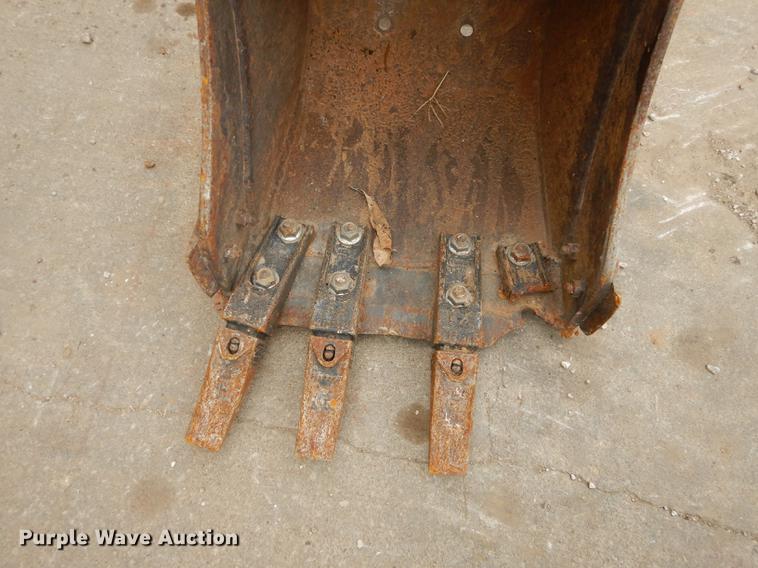 image for item J5562 2003 Bobcat 430G ZHS compact excavator