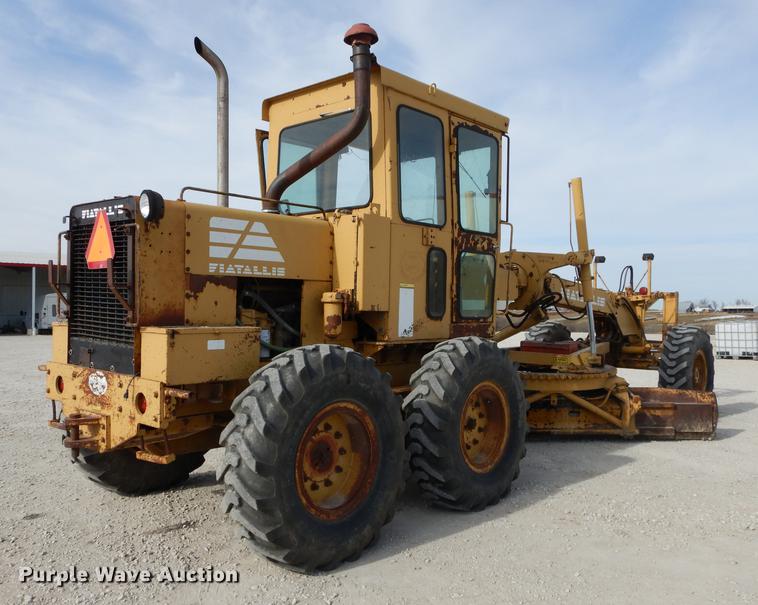 image for item J5613 1983 Fiat-Allis FG95 rigid frame motor grader