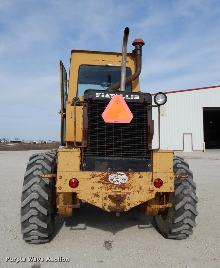 image for item J5613 1983 Fiat-Allis FG95 rigid frame motor grader