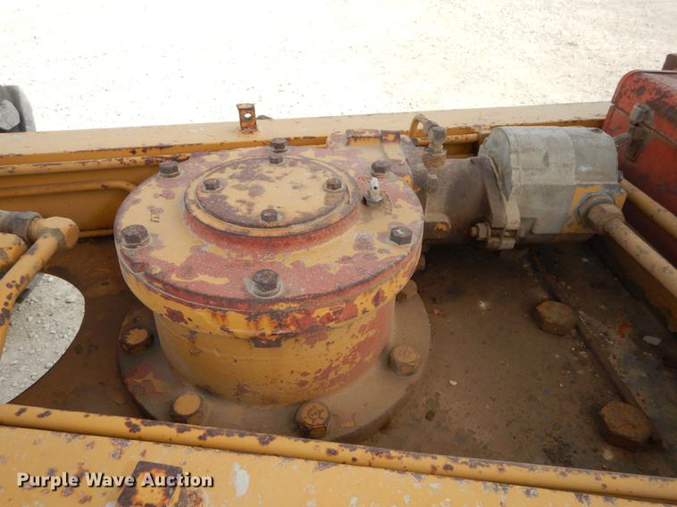 image for item J5613 1983 Fiat-Allis FG95 rigid frame motor grader