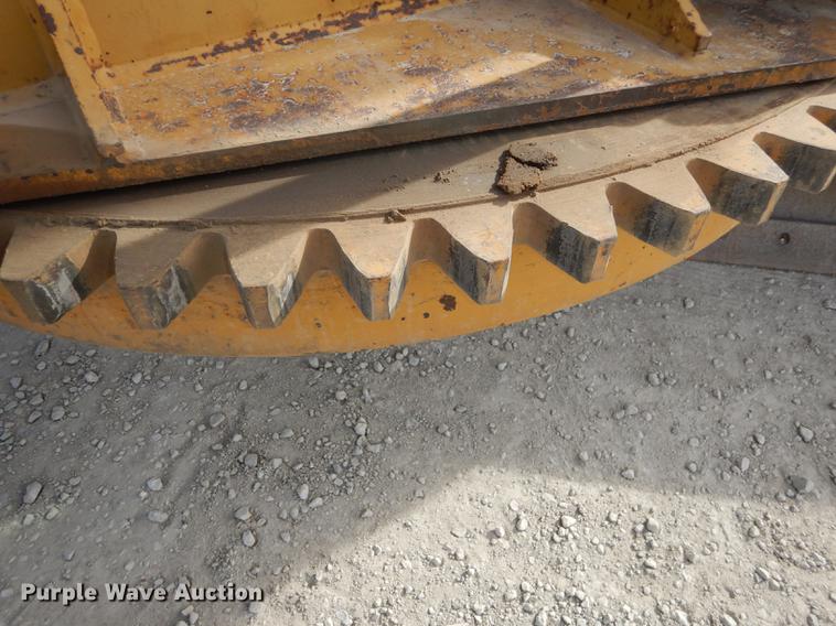 image for item J5613 1983 Fiat-Allis FG95 rigid frame motor grader