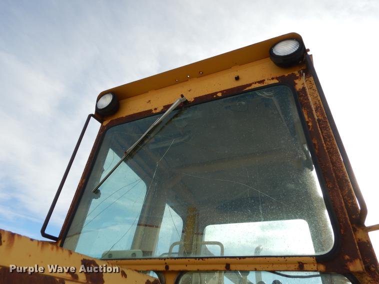 image for item J5613 1983 Fiat-Allis FG95 rigid frame motor grader