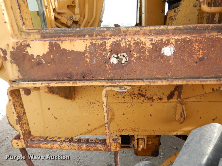 image for item J5613 1983 Fiat-Allis FG95 rigid frame motor grader